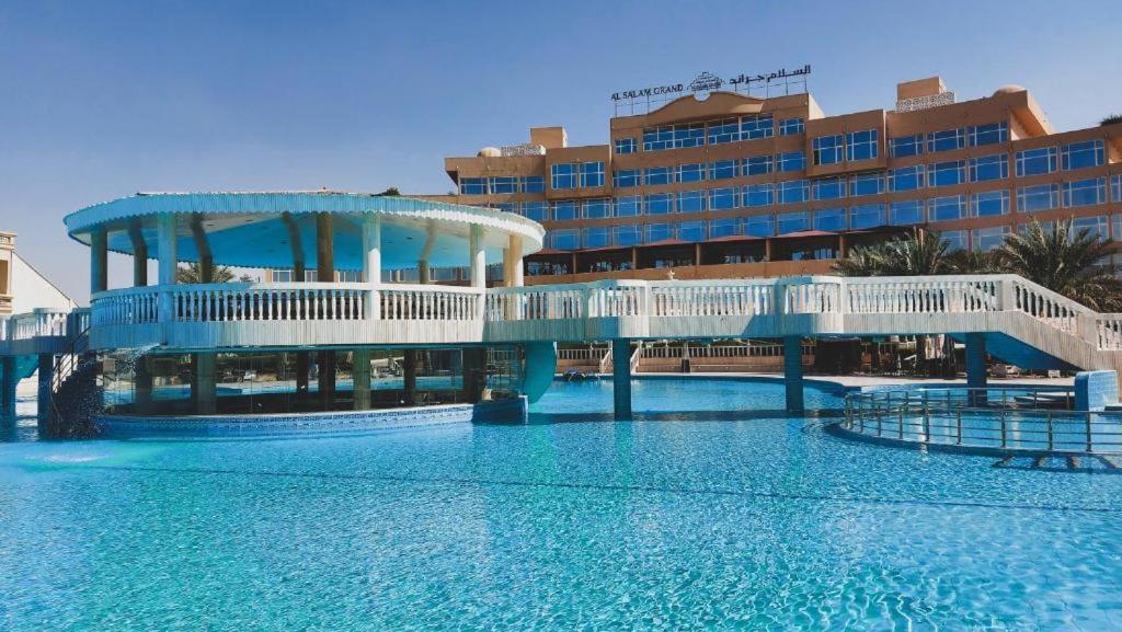 אל בוראיימי Al Salam Grand Hotel מראה חיצוני תמונה