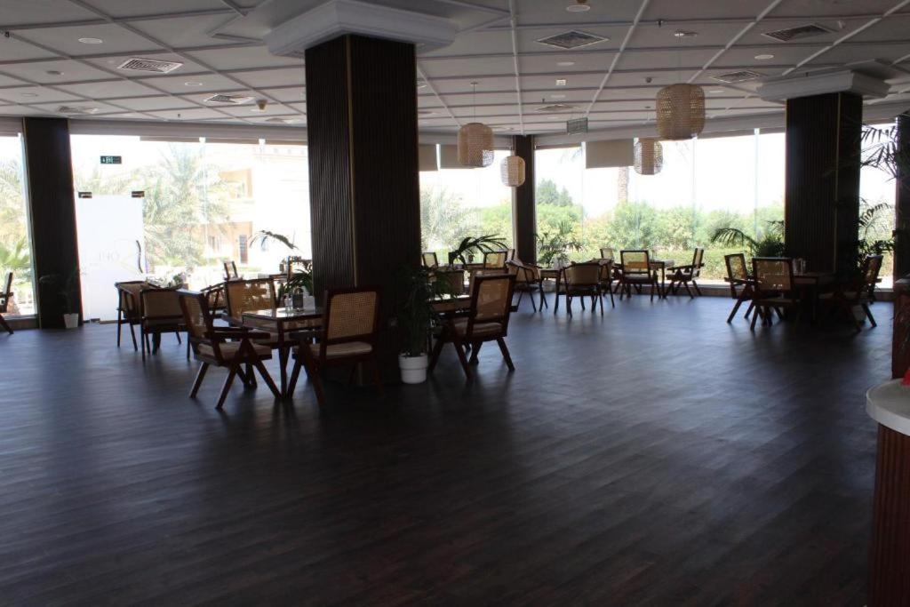 אל בוראיימי Al Salam Grand Hotel מראה חיצוני תמונה