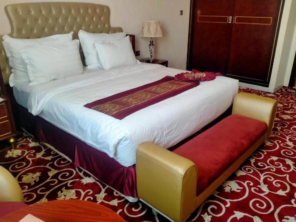 אל בוראיימי Al Salam Grand Hotel מראה חיצוני תמונה